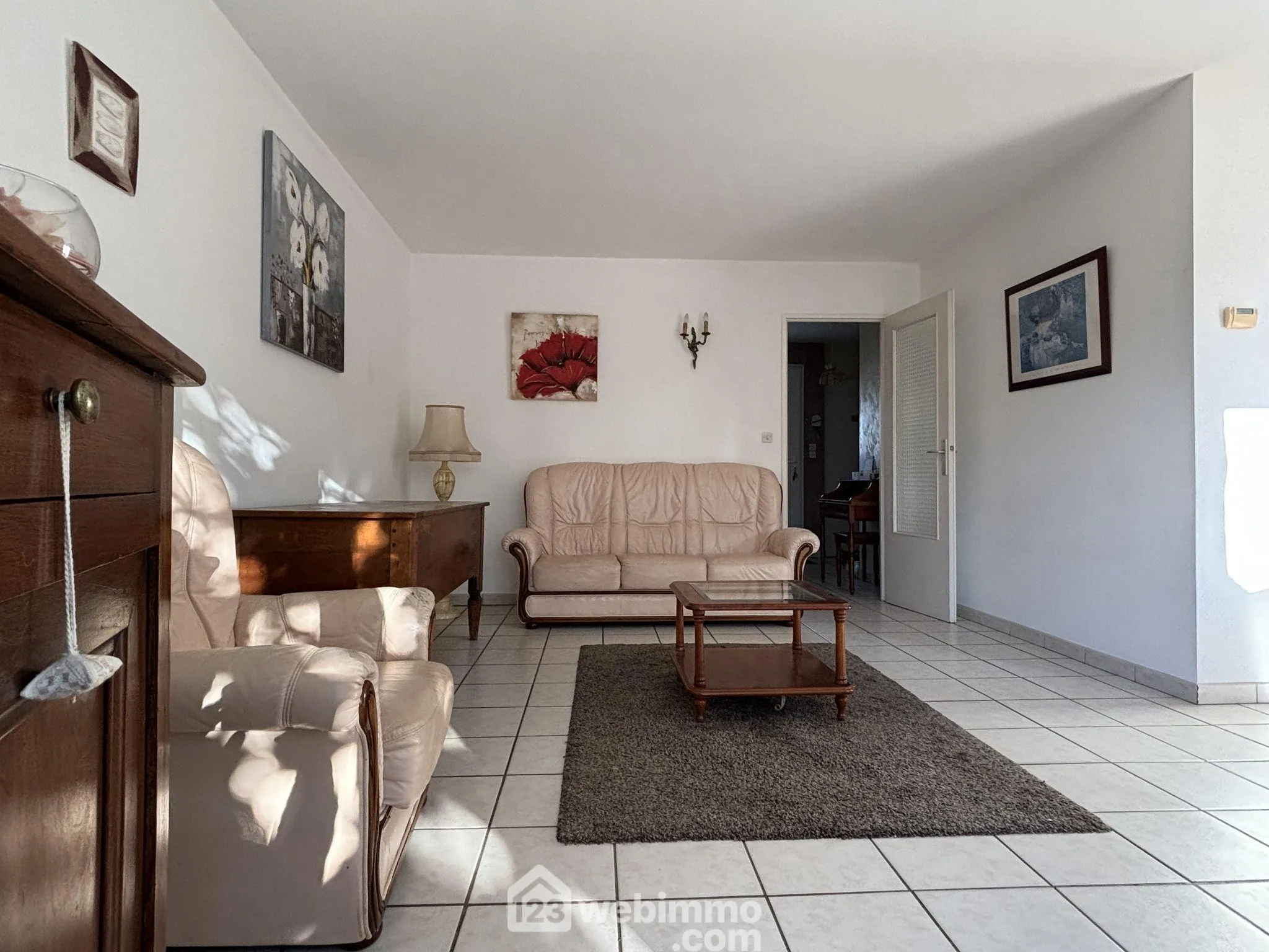 Achat maison 103m² à Naintré avec garage et terrain clos 