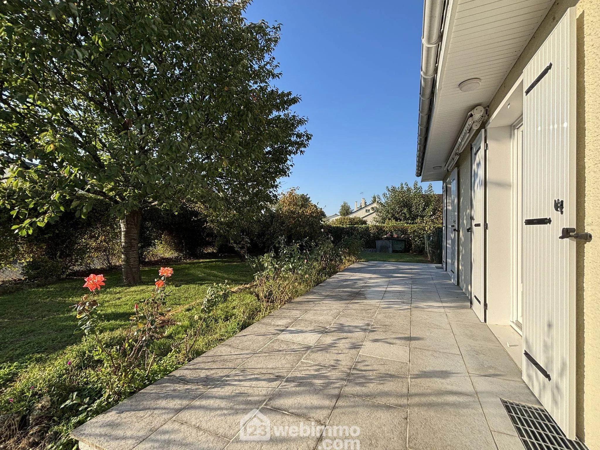 Achat maison 103m² à Naintré avec garage et terrain clos 