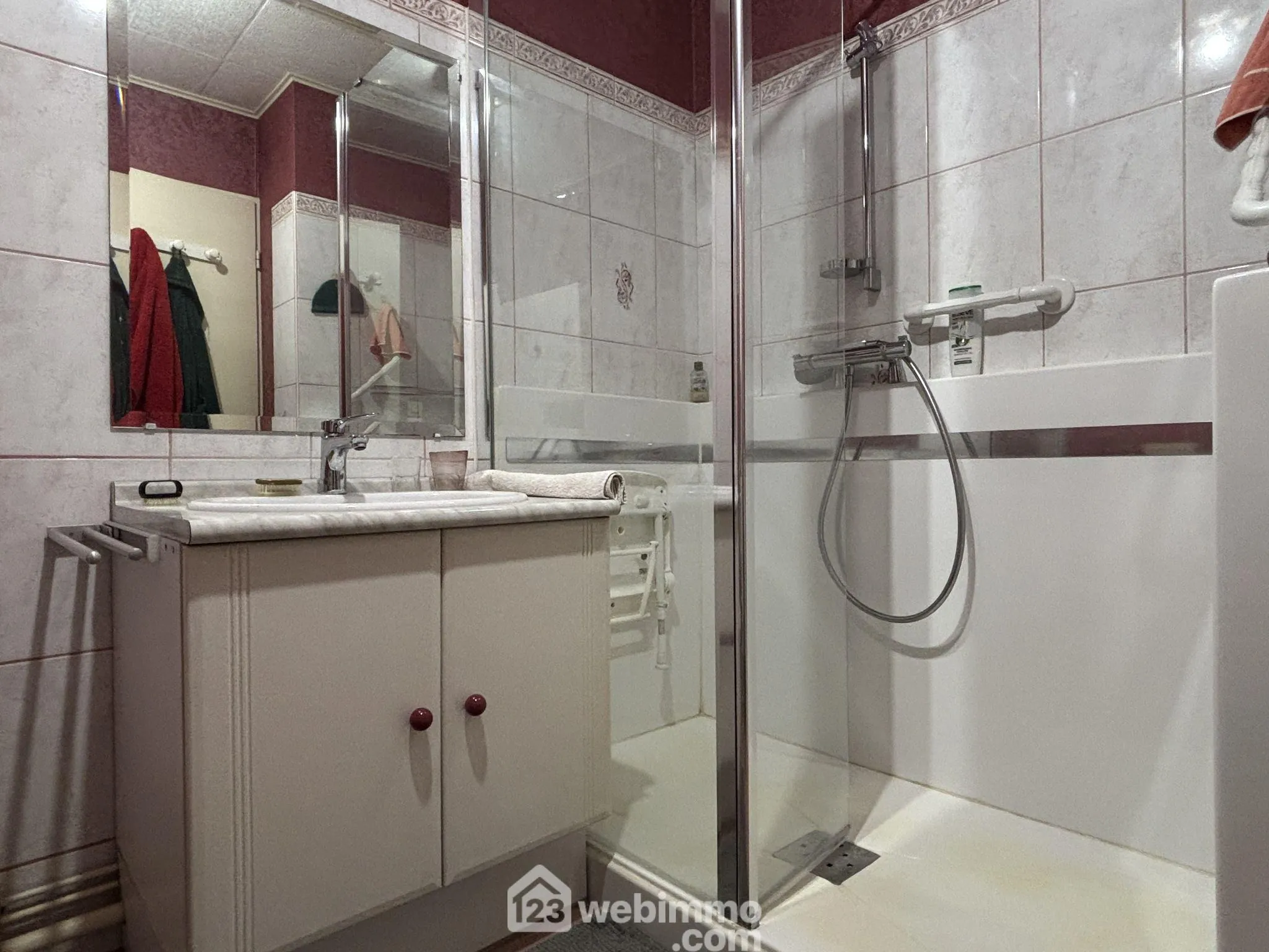 Achat maison 103m² à Naintré avec garage et terrain clos 