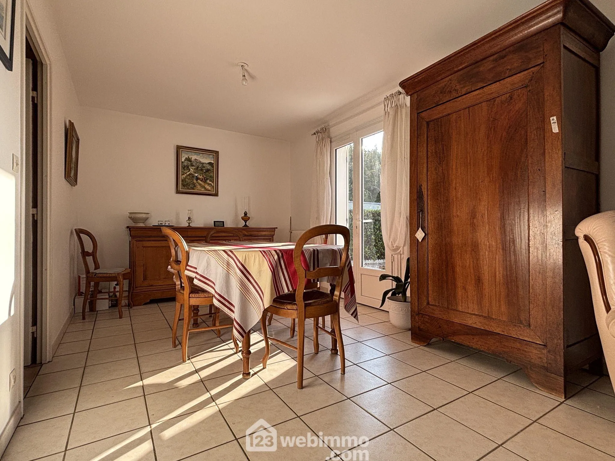 Charmante maison de 103 m² à Naintré près de Châtellerault et Poitiers 