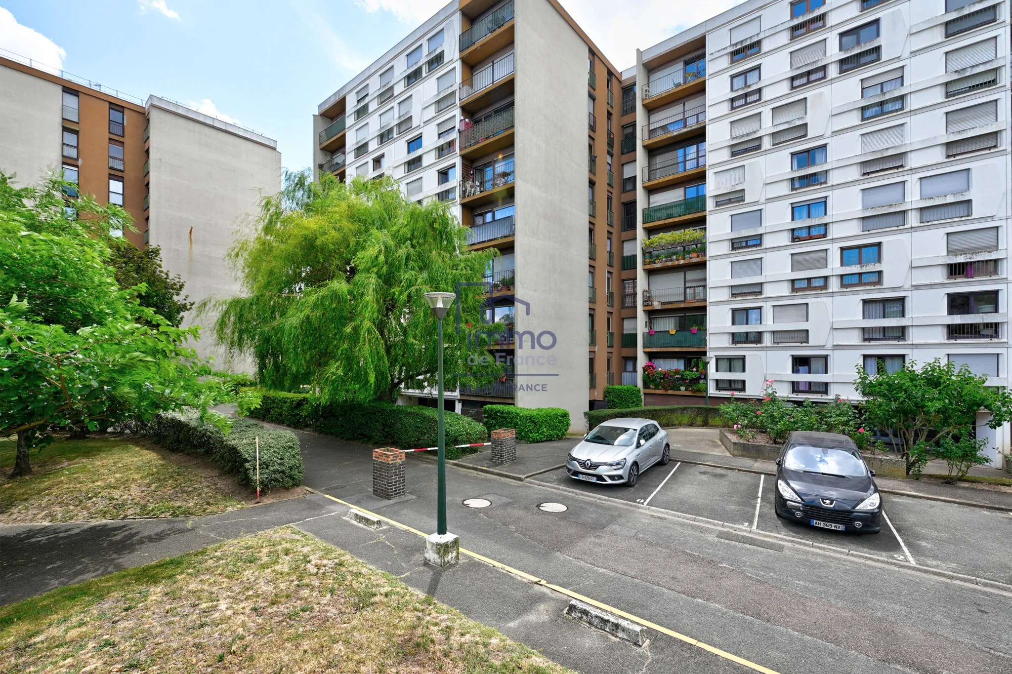 Appartement T3 loué à Achères, idéal investisseur avec balcon, cave et gardien 