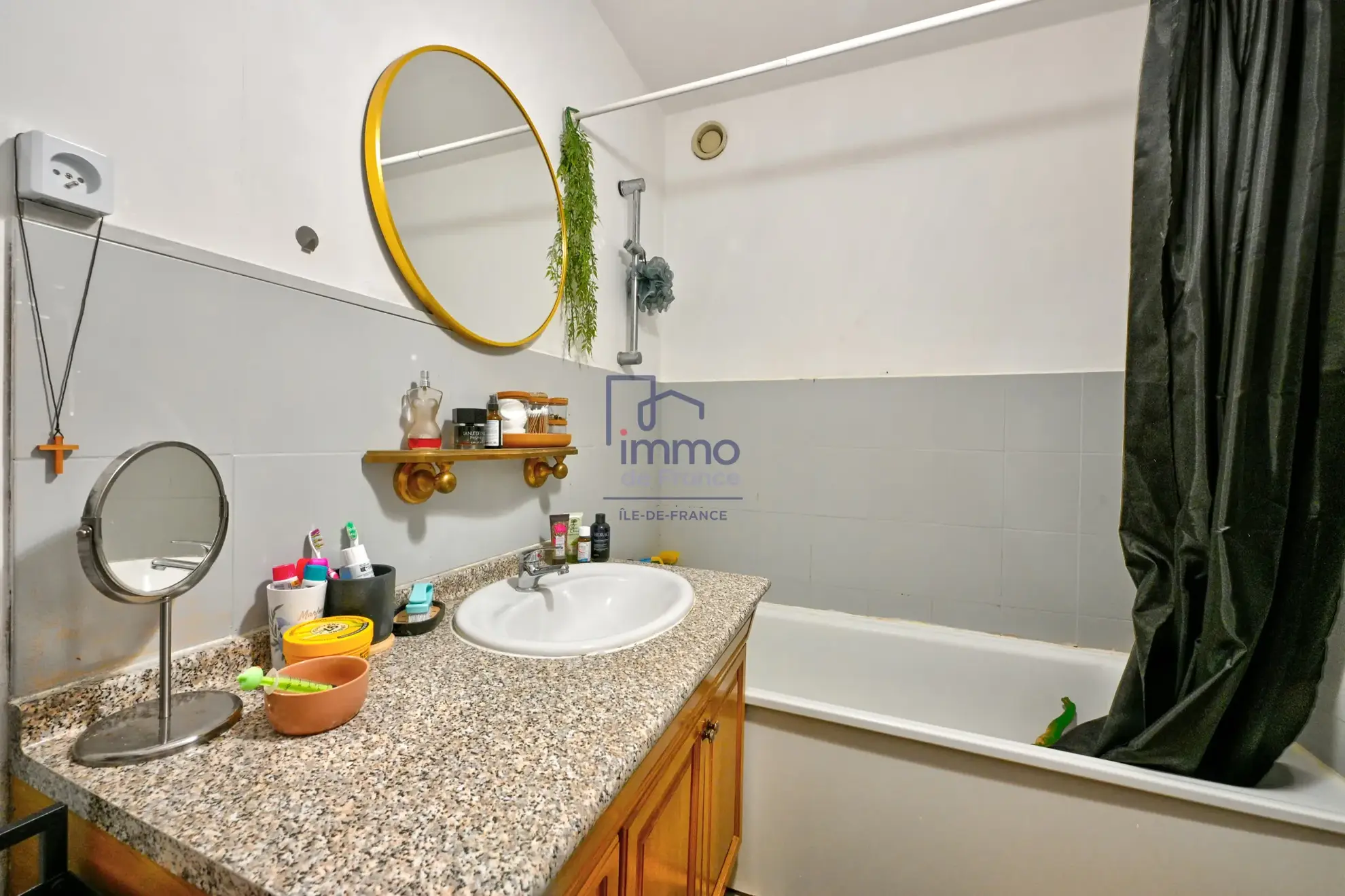 Appartement T3 loué à Achères, idéal investisseur avec balcon, cave et gardien 