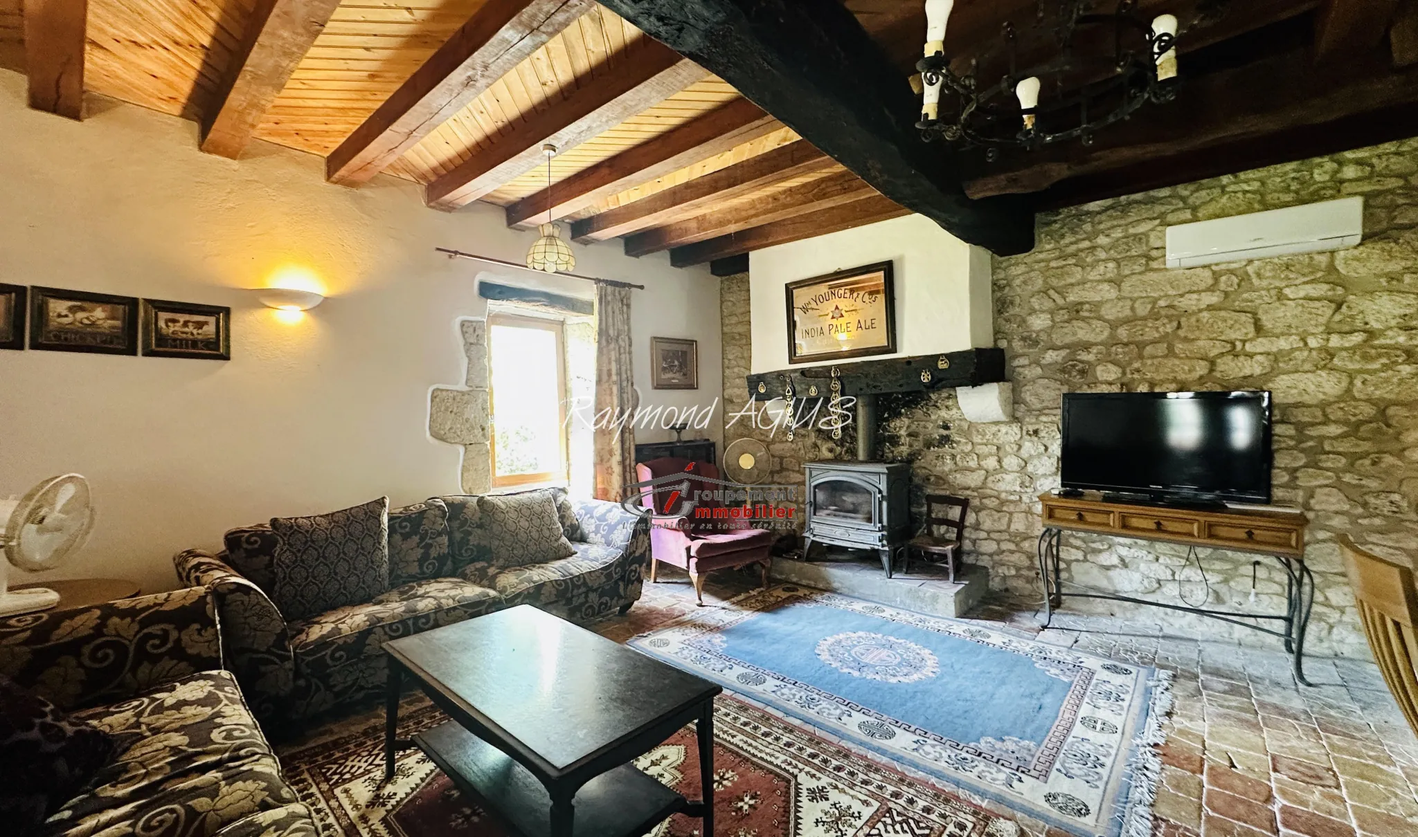 Charmante maison en pierre du XVIe siècle avec piscine en Dordogne 