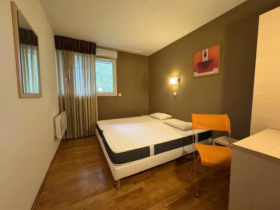 Investissement immobilier : duplex meublé à Divonne-les-Bains 