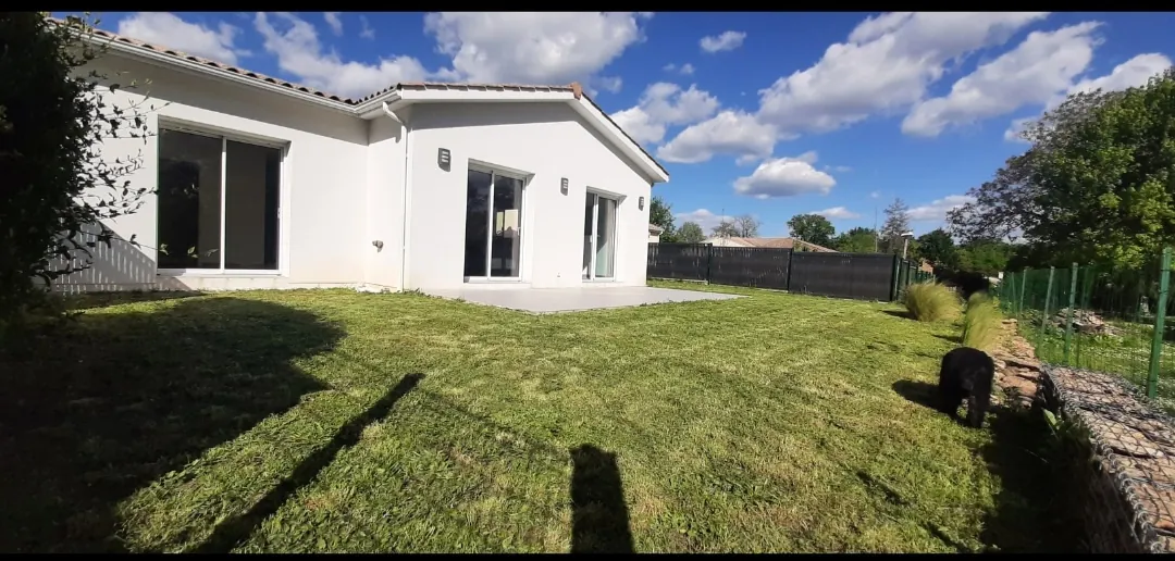 Maison neuve 2020 avec 3 chambres, terrasse et garage à Langon 