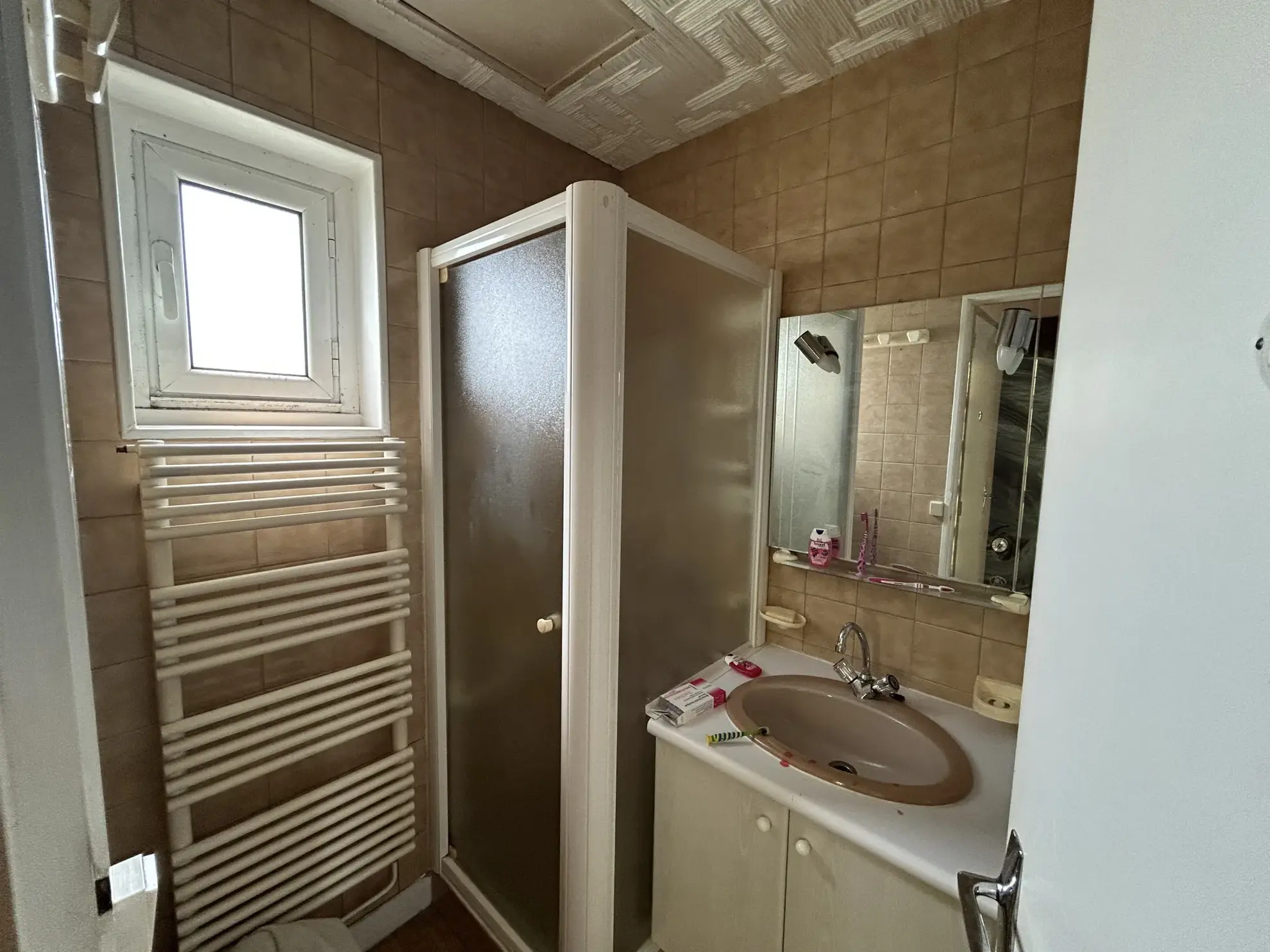 Maison à vendre à Camors avec jardin et 3 chambres - Opportunité immobilière 