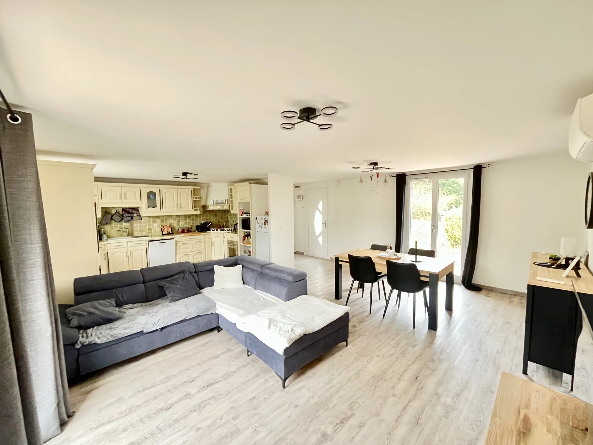 Maison plain-pied de 90m² avec sous-sol total à La Ferté-Gaucher 