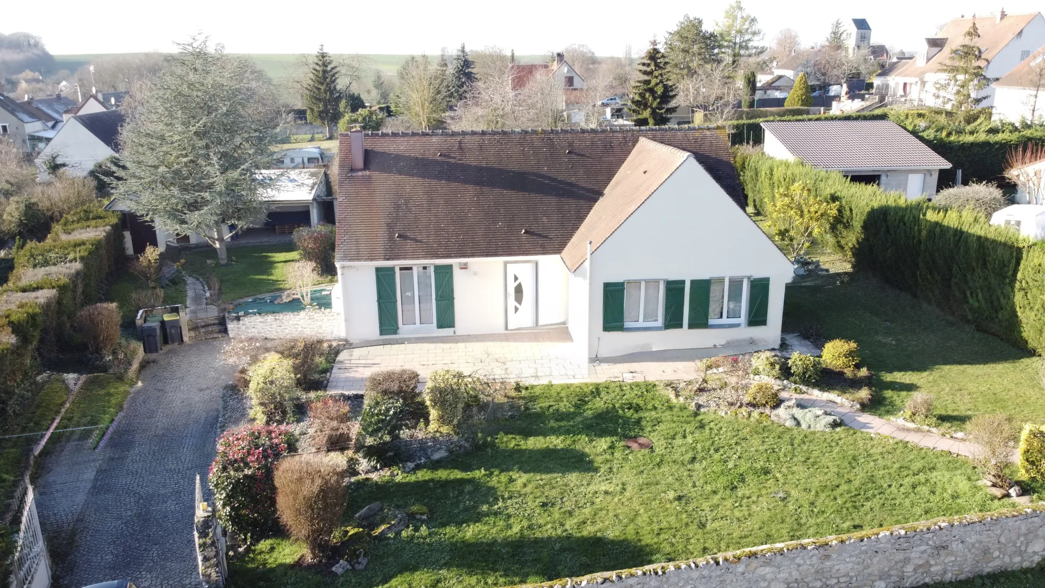 Maison plain-pied de 90m² avec sous-sol total à La Ferté-Gaucher 