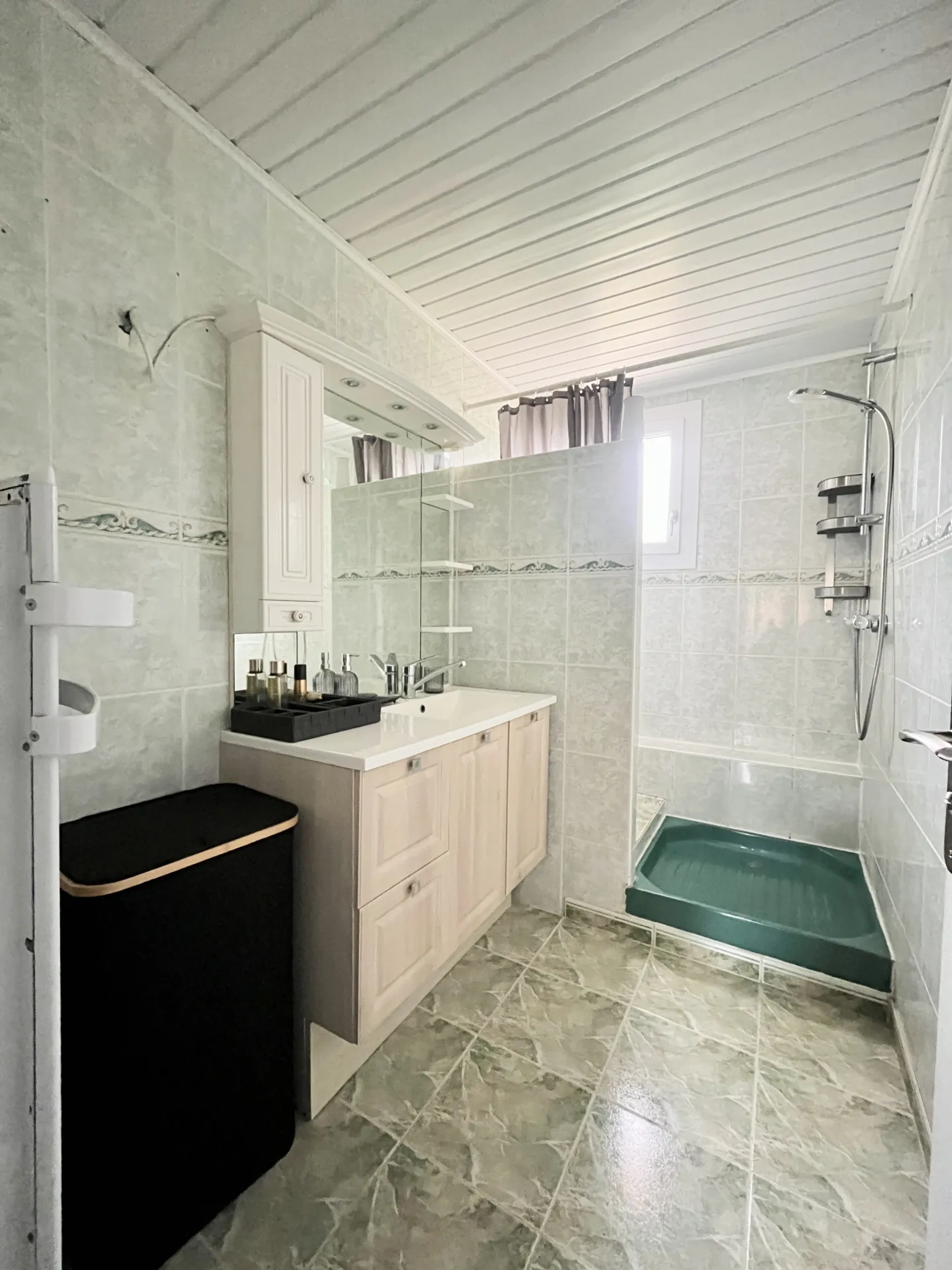 Maison plain-pied de 90m² avec sous-sol total à La Ferté-Gaucher 