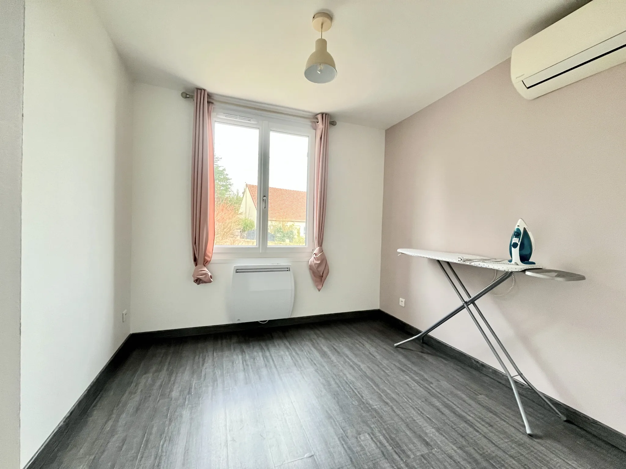 Maison plain-pied de 90m² avec sous-sol total à La Ferté-Gaucher 