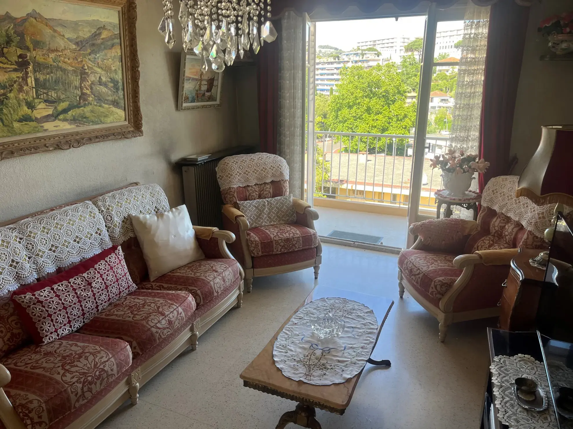 Appartement 3 pièces à Cannes avec terrasse, cave et parking, dernier étage 