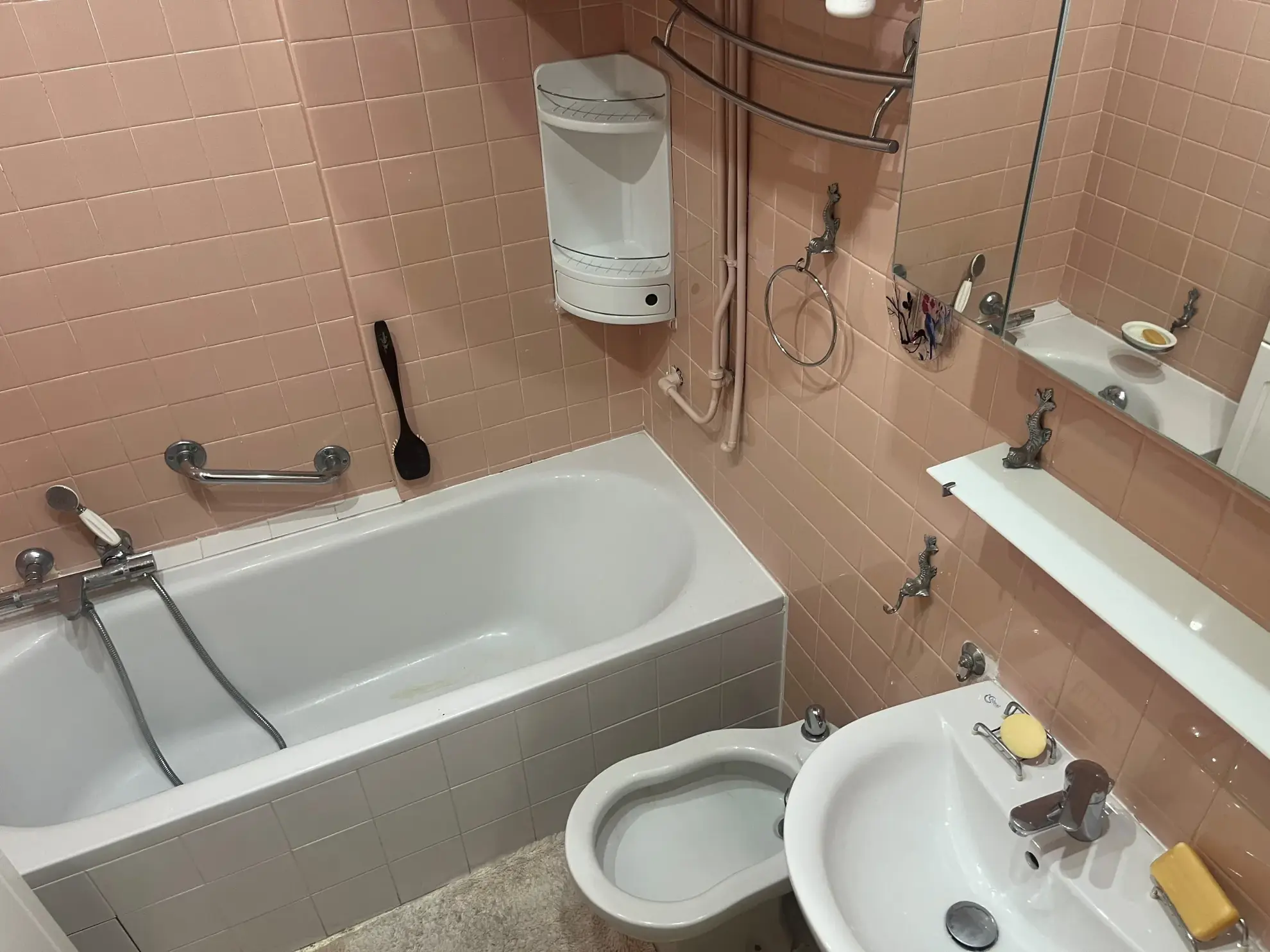 Appartement 3 pièces à Cannes avec terrasse, cave et parking, dernier étage 