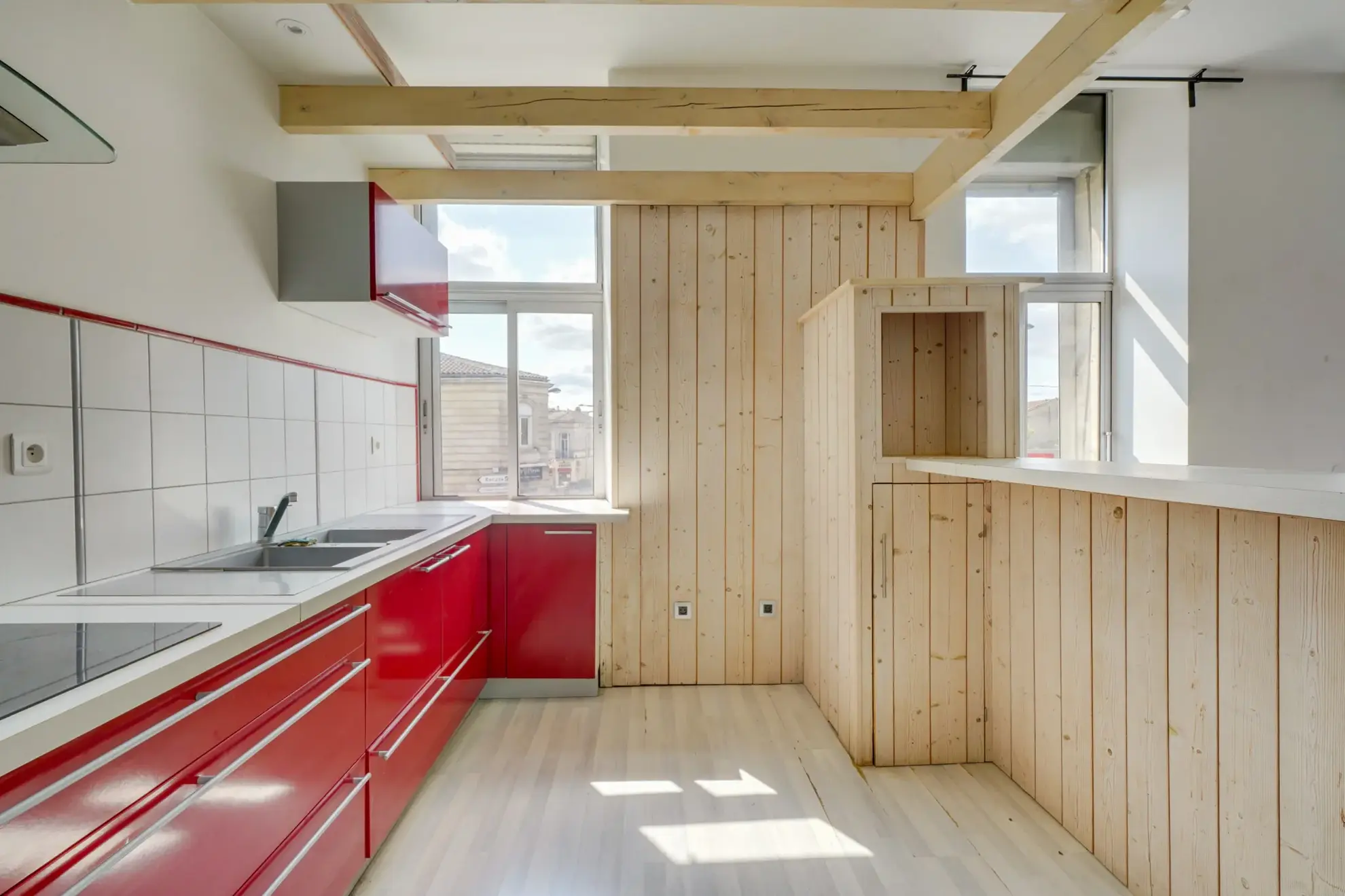 Bel appartement T2 de 50 m² avec balcon à Bordeaux 