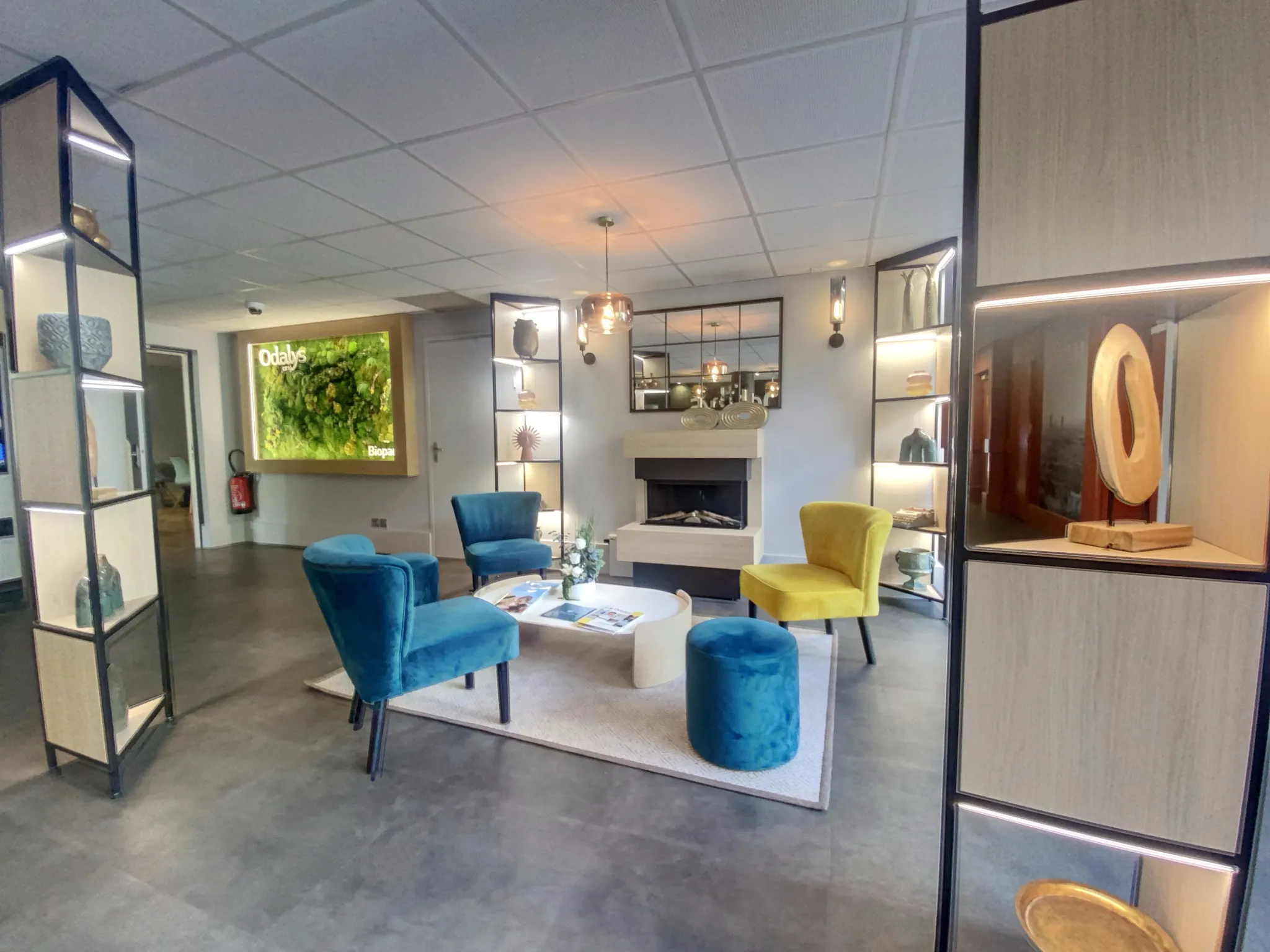 Studio à vendre à Lyon 8 dans résidence touristique avec parking