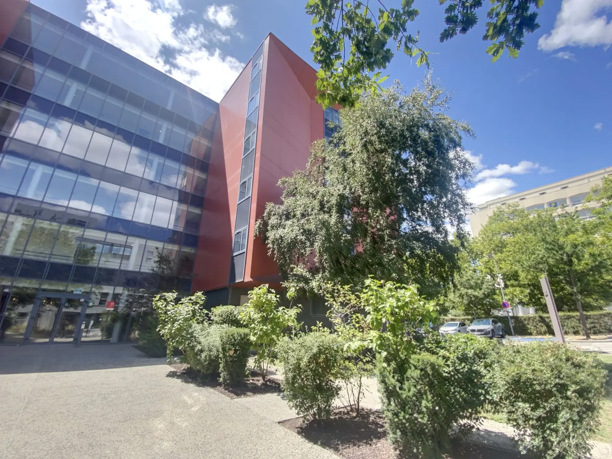 Studio à vendre dans résidence touristique à Lyon 8 – Investissement rentable 