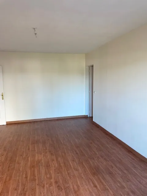 Appartement 3 pièces lumineux avec parking à Bordeaux-Cauderan - Résidence sécurisée 