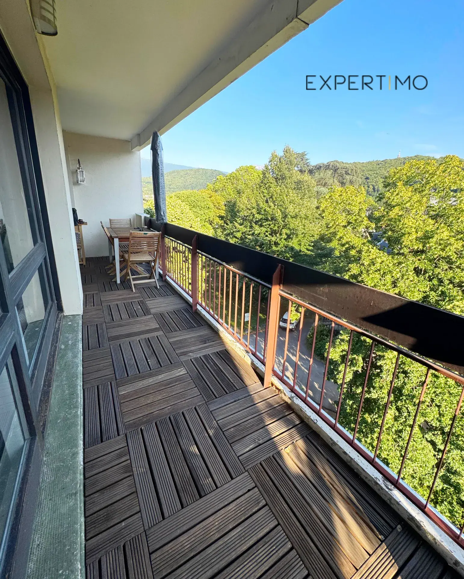 Appartement T4 rénové de 83 m² avec balcon à Échirolles 