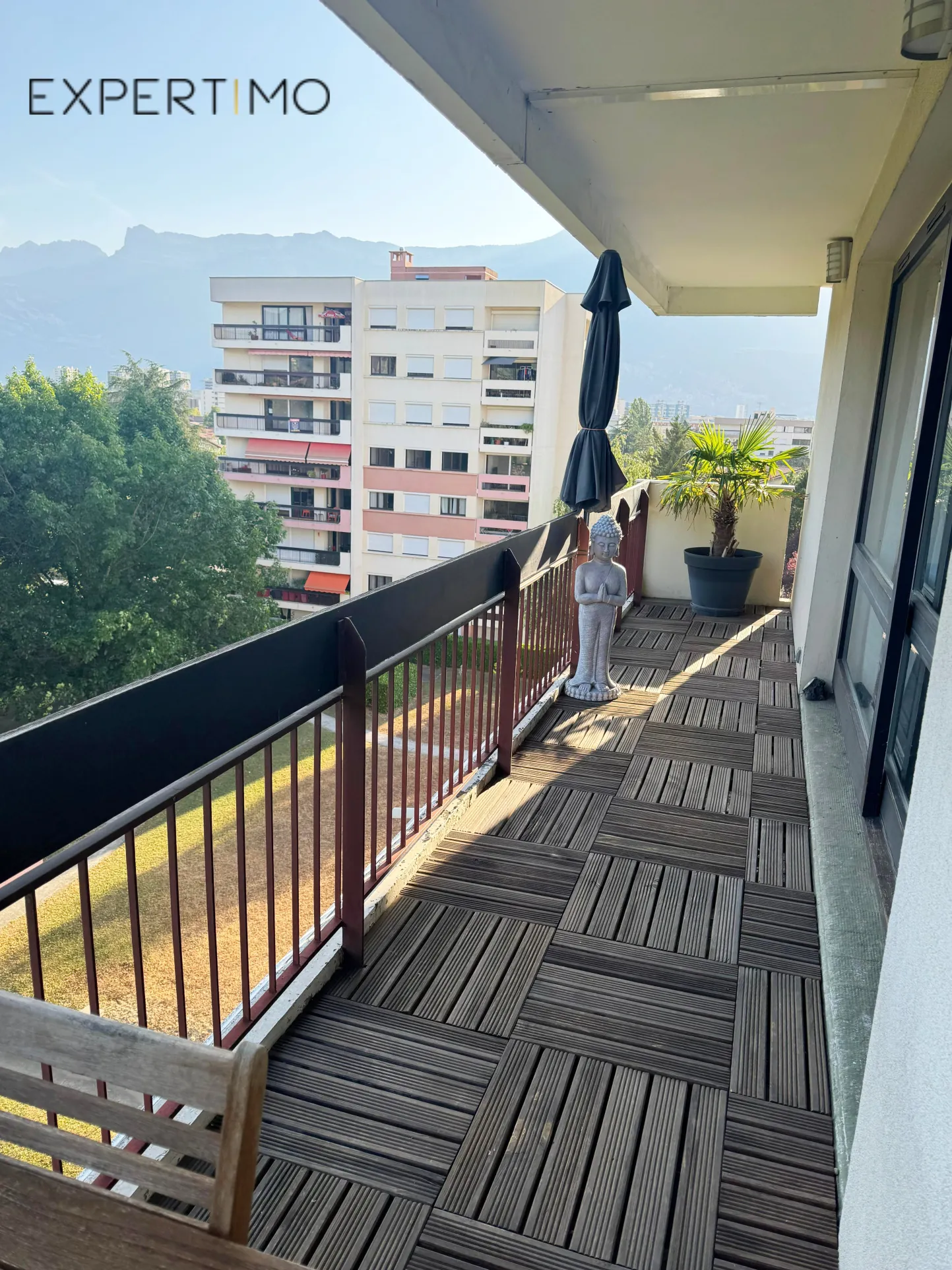 Appartement T4 rénové de 83 m² avec balcon à Échirolles 