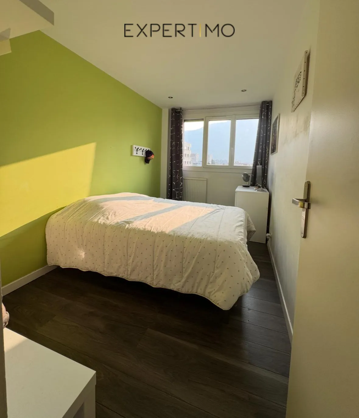 Appartement T4 rénové de 83 m² avec balcon à Échirolles 