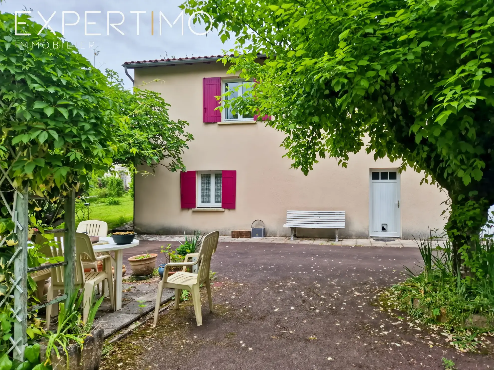 Maison 4 chambres avec garage et terrain 1800 m² à Lisle, secteur Tocane 