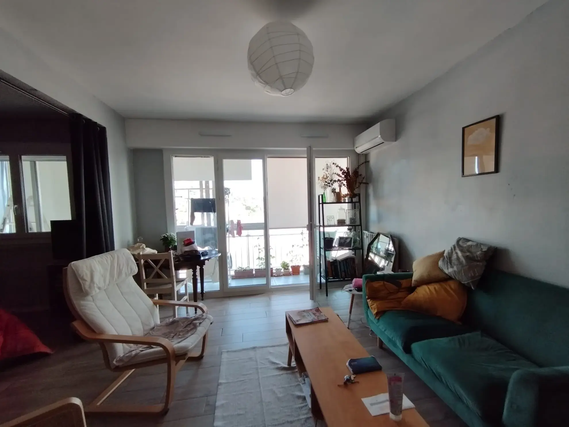 Appartement T4 de 65 m² à Toulon avec parking et cave, idéal investisseur