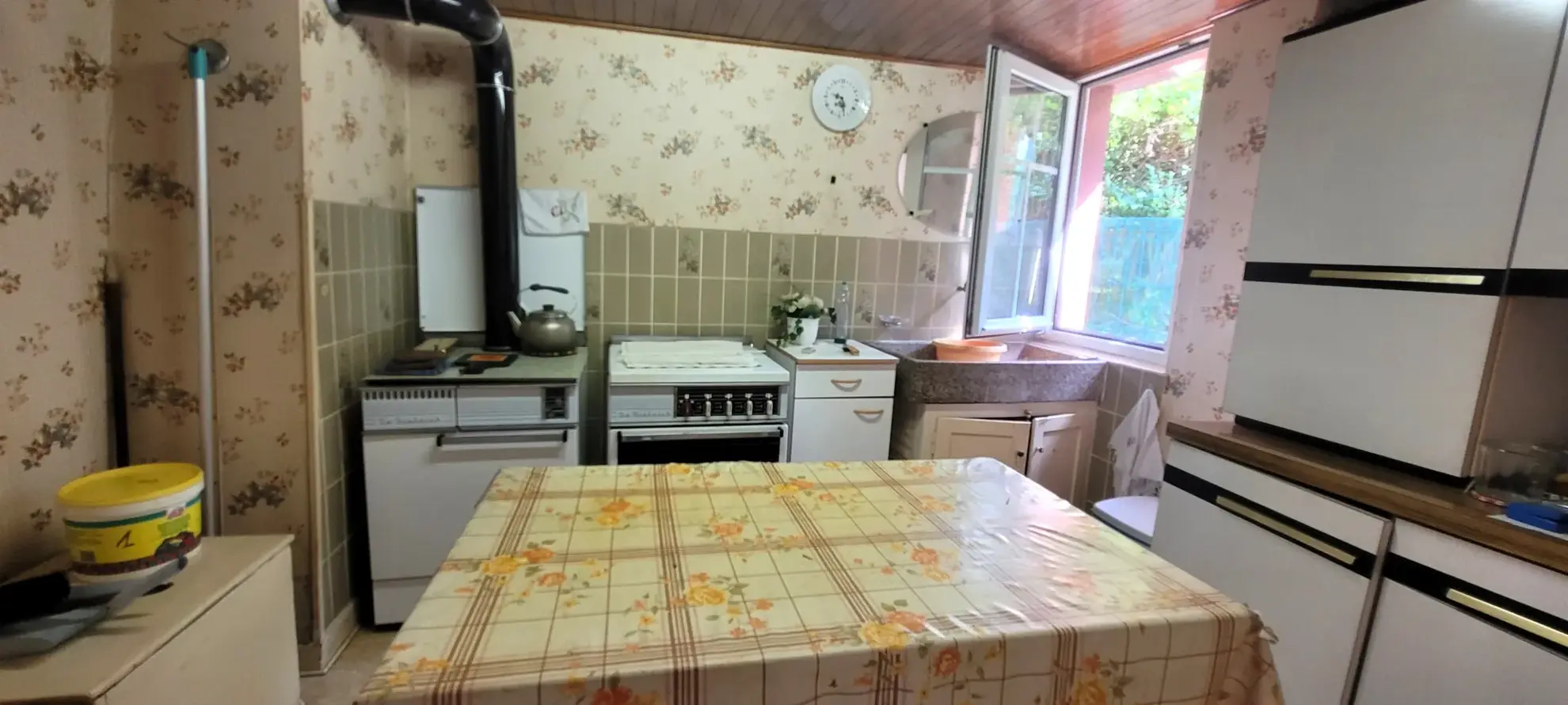 Maison jumelée à rénover de 80 m² avec jardin à Gunsbach (68) 