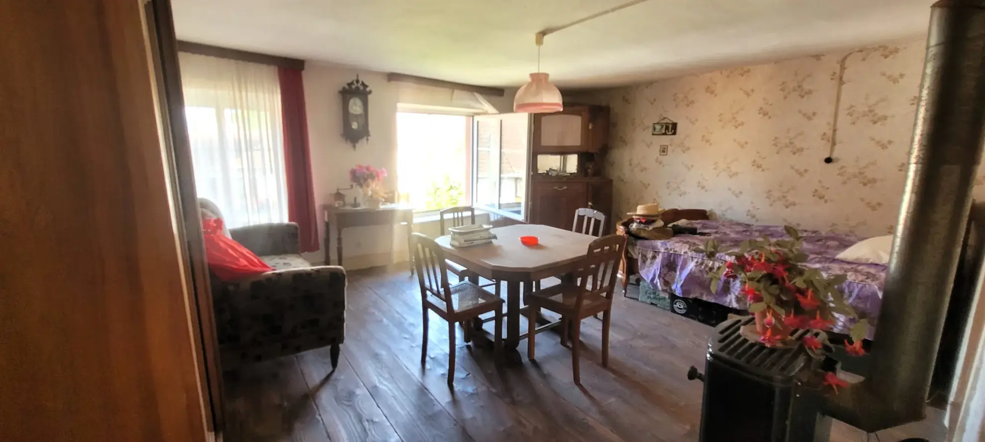 Maison jumelée à rénover de 80 m² avec jardin à Gunsbach (68) 