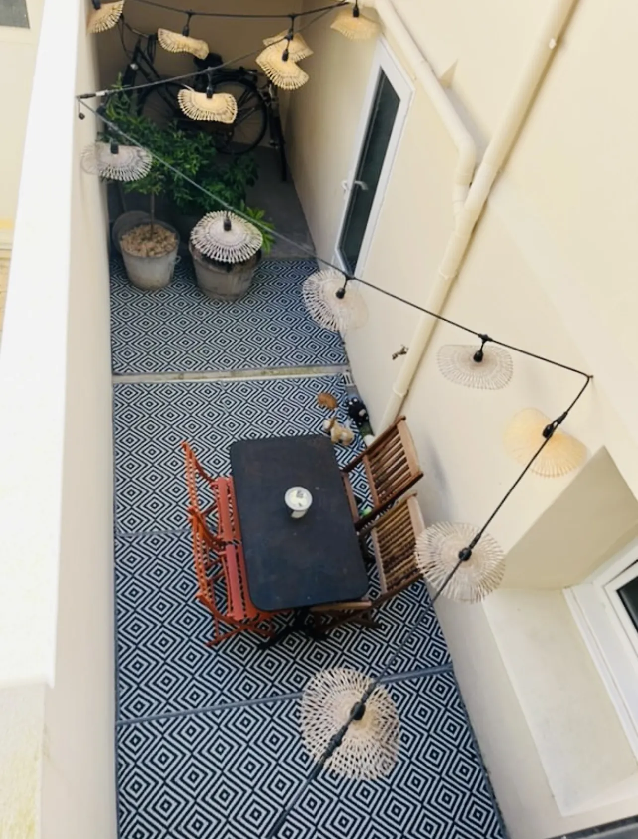 Appartement Type 2 rénové avec patio privé à Saint Pierre, Les Sables d'Olonne 