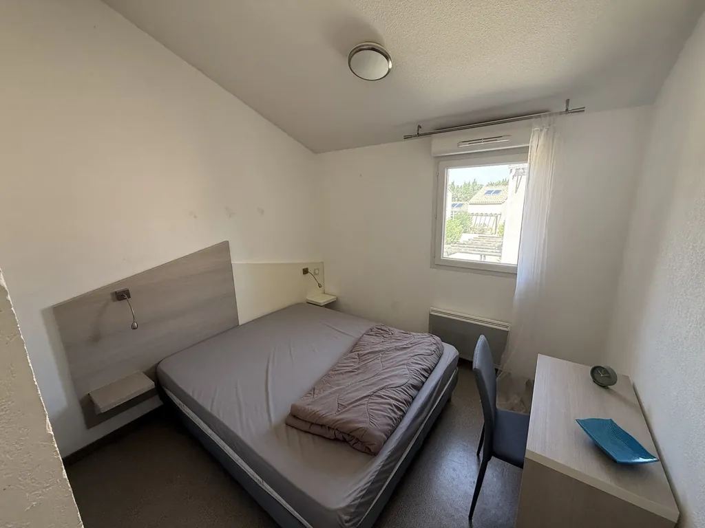 Maison de 45 m² avec terrasse et parking à Lunel 