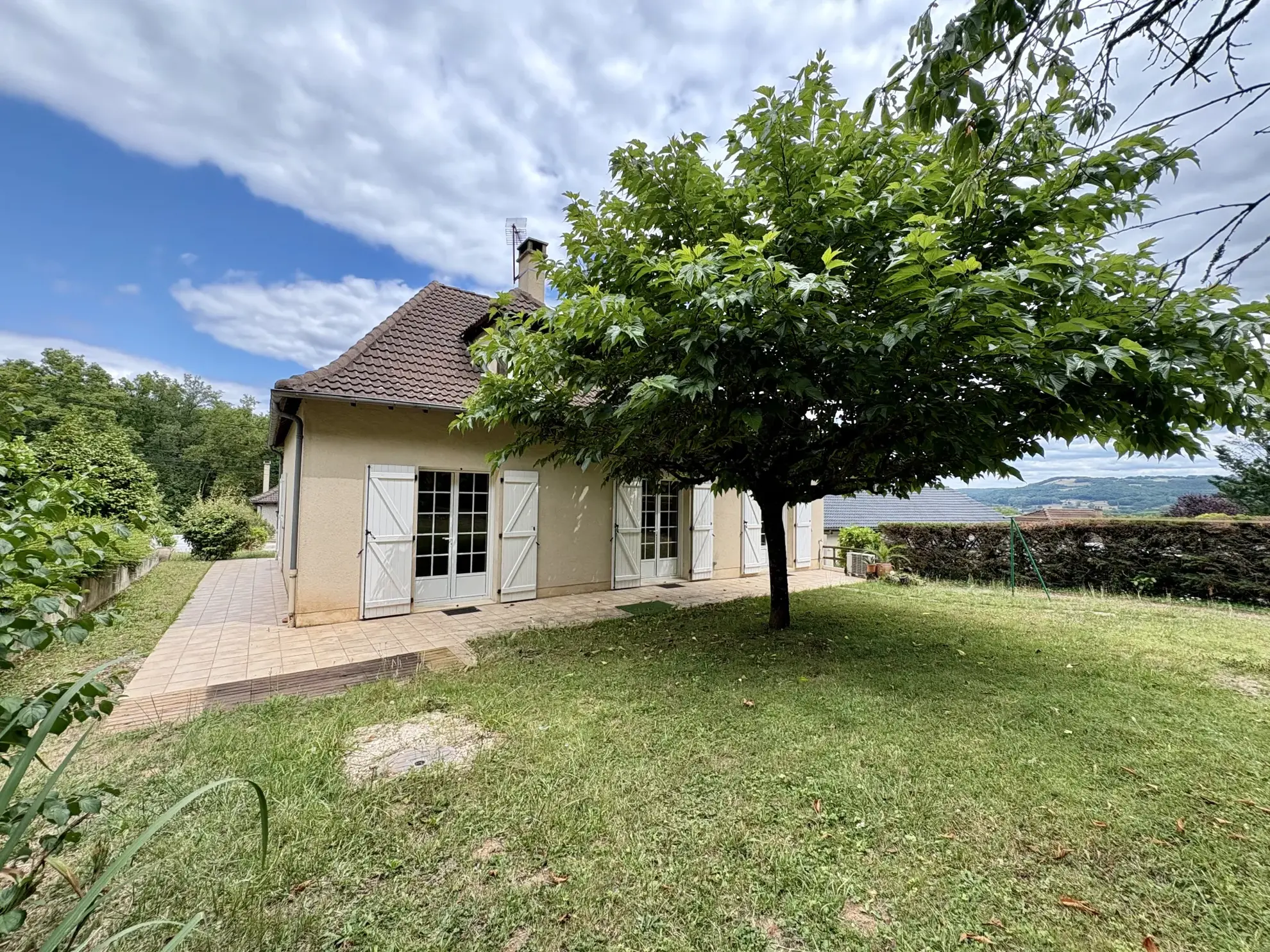 Maison 150 m² avec 5 chambres et jardin proche Brive 