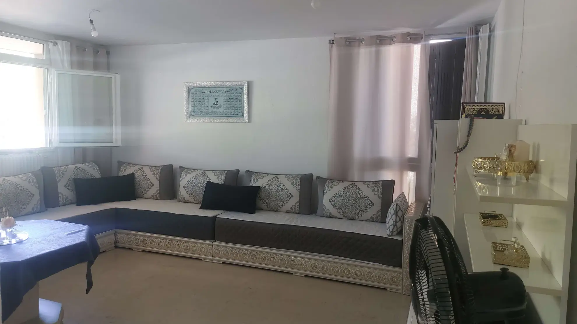 Appartement T3 de 62 m² avec cave et parking à Salon de Provence