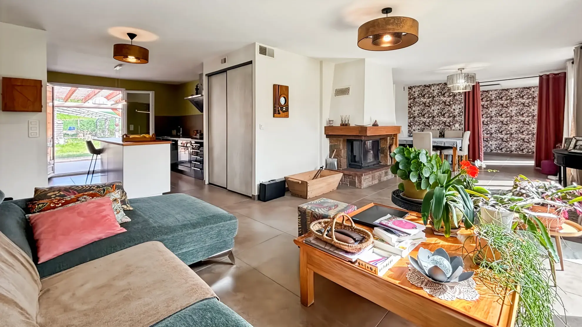 Charmante maison à vendre de 104 m² avec jardin à Maisse, proche RER C et D 