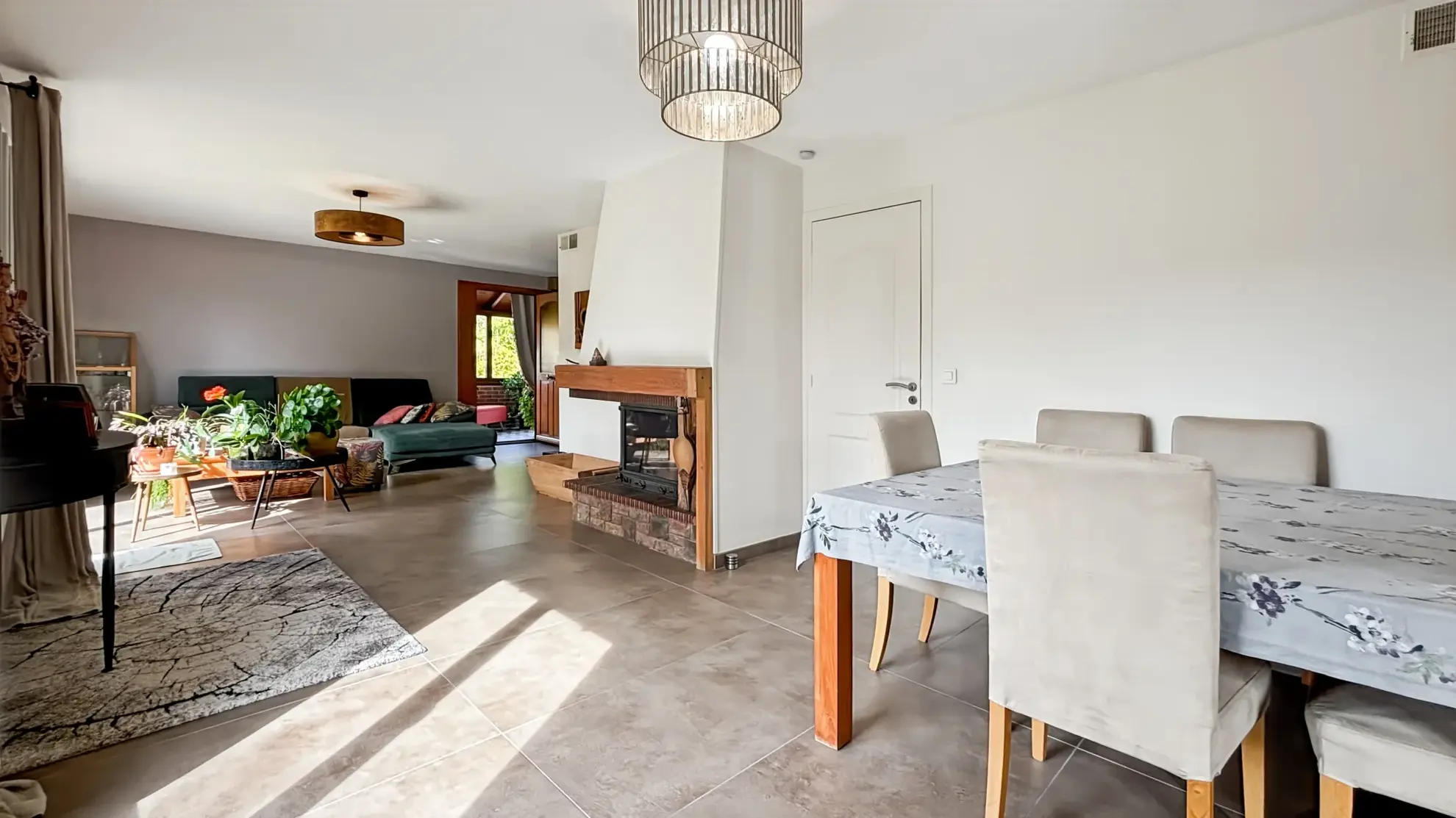 Charmante maison à vendre de 104 m² avec jardin à Maisse, proche RER C et D 