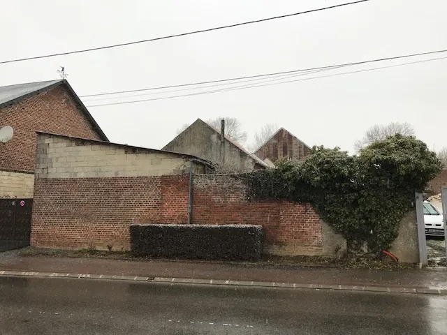 Corps de ferme à restaurer à Vadencourt, 100 m², terrain 3000 m² - Opportunité à saisir 