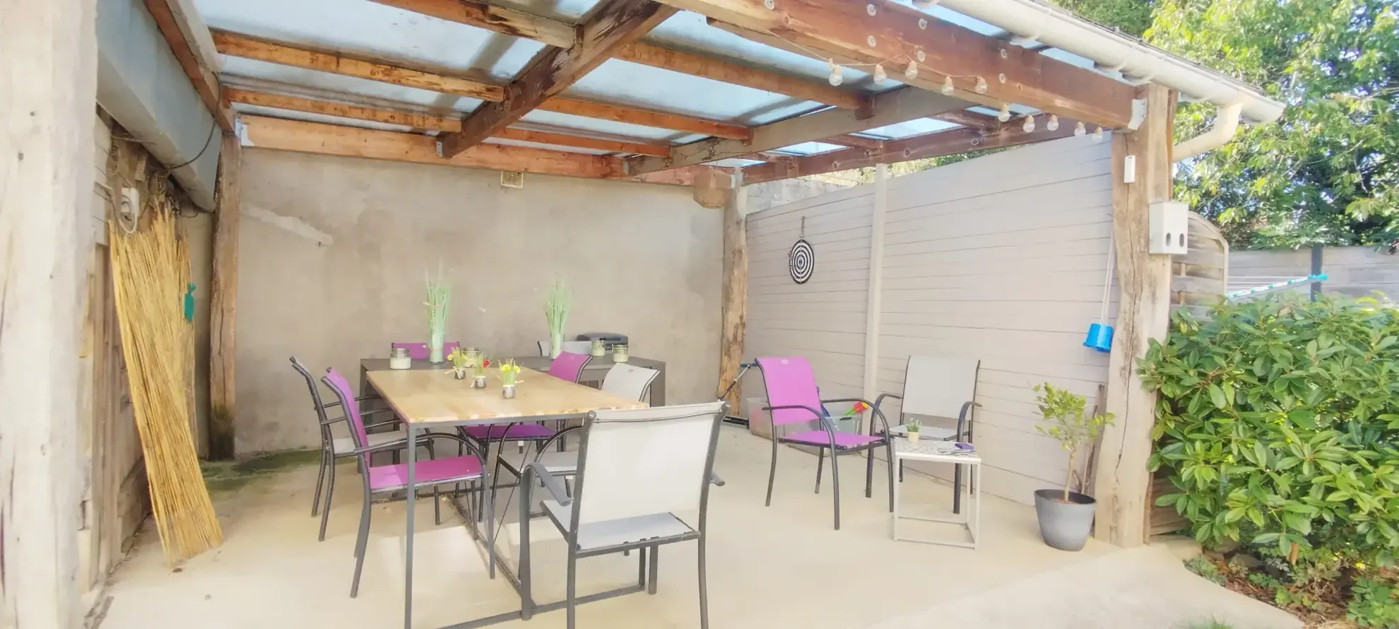 Magnifique maison en pierres avec 4 chambres et jardin à Chateauvillain 