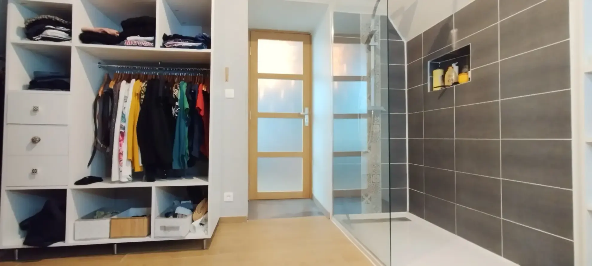 Magnifique maison en pierres avec 4 chambres et jardin à Chateauvillain 