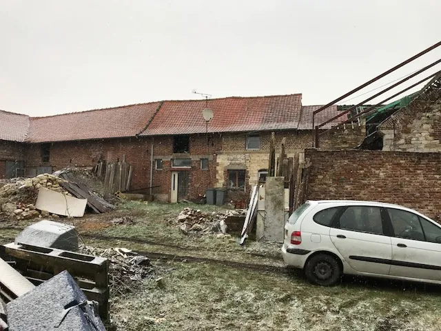 Corps de ferme à restaurer à Vadencourt, 100 m², terrain 3000 m² - Opportunité à saisir 