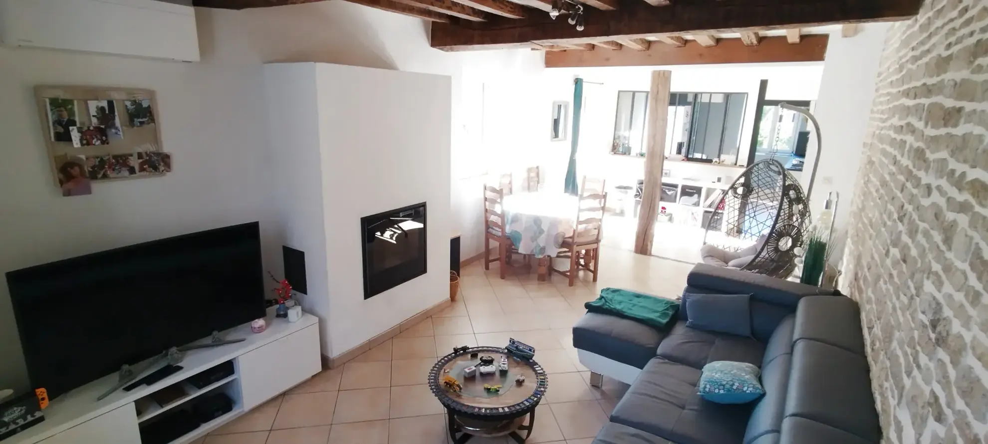 Magnifique maison en pierres avec 4 chambres et jardin à Chateauvillain