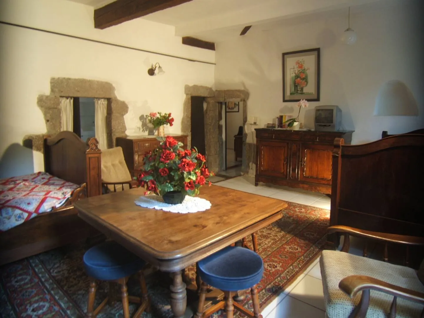 Appartement 4 pièces avec cour à vendre à Agde, idéalement situé 