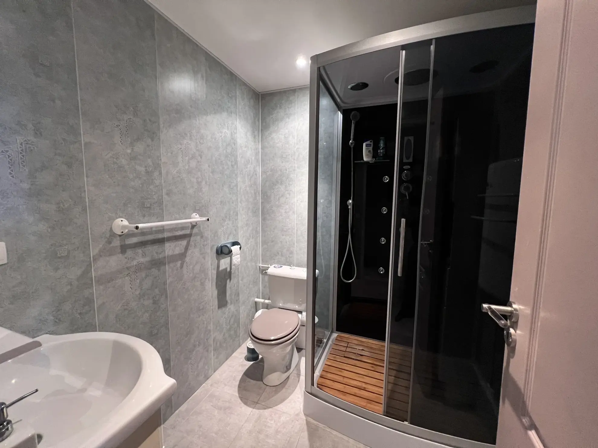 Maison familiale de 138 m² avec jardin à Aunay-Sous-Crecy, Dreux 