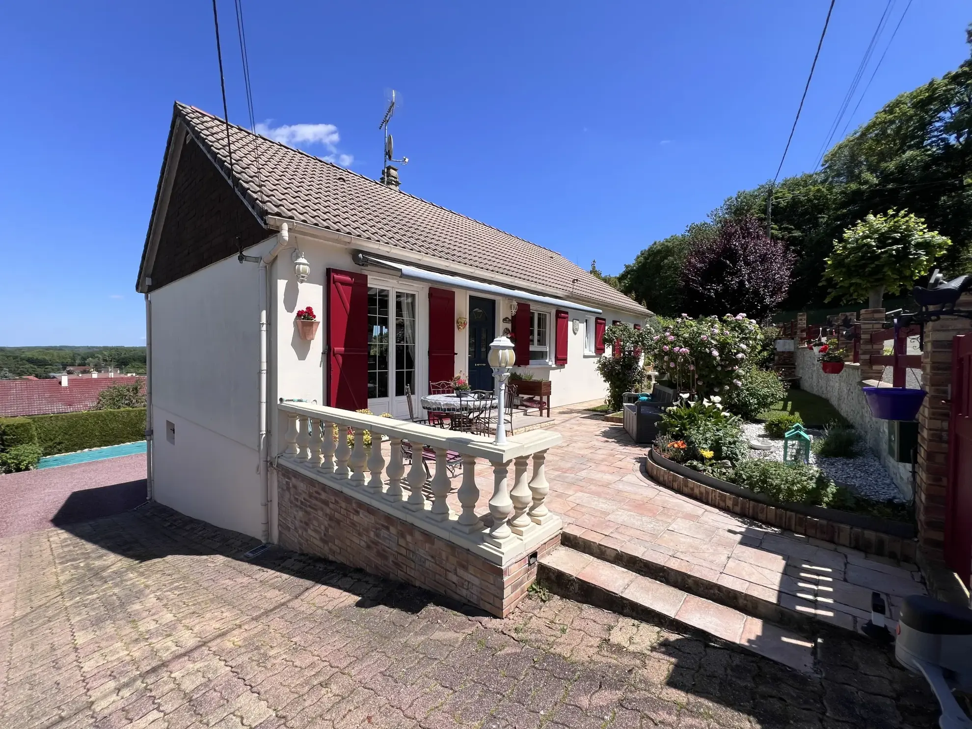 Maison familiale de 138 m² avec jardin à Aunay-Sous-Crecy, Dreux 