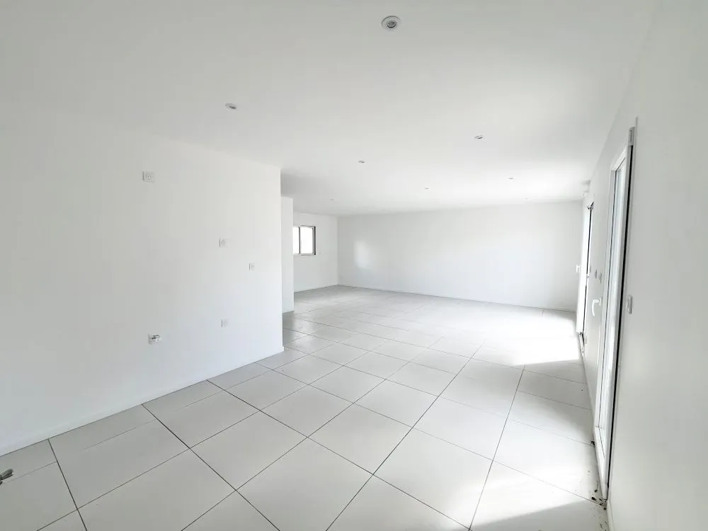 Charmante maison neuve avec terrasse et garage à Saint-Beauzire, proximité Clermont-Ferrand 