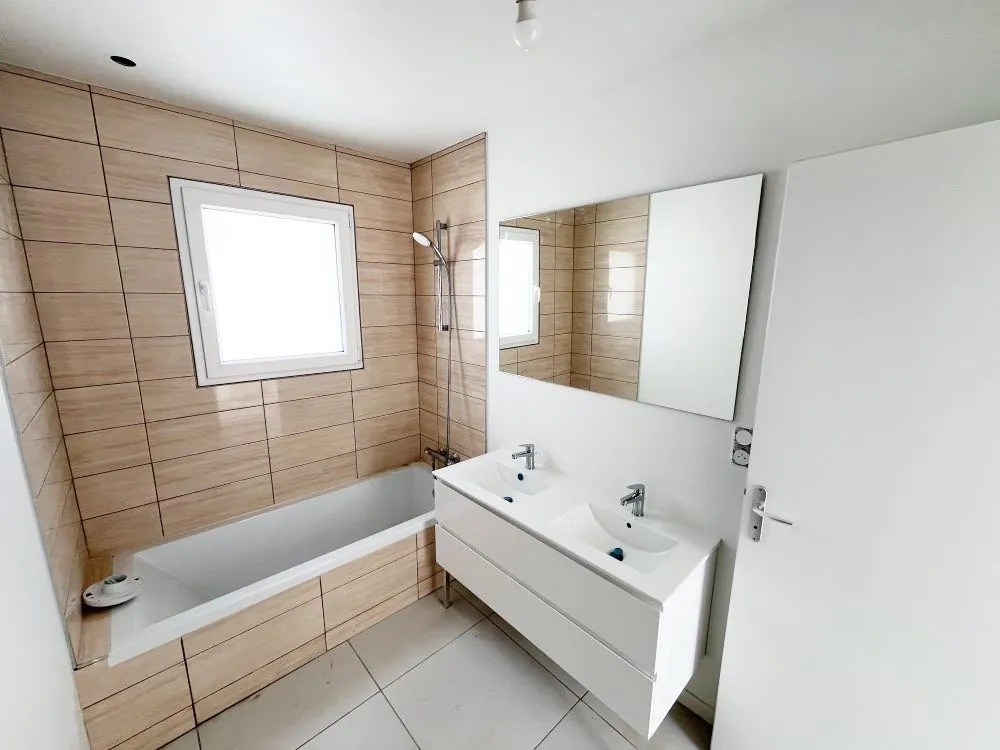 Charmante maison neuve avec terrasse et garage à Saint-Beauzire, proximité Clermont-Ferrand 