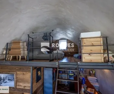 Belle bergerie rénovée à Veyreau, proche Millau, 50 m² avec jardin et terrasse 