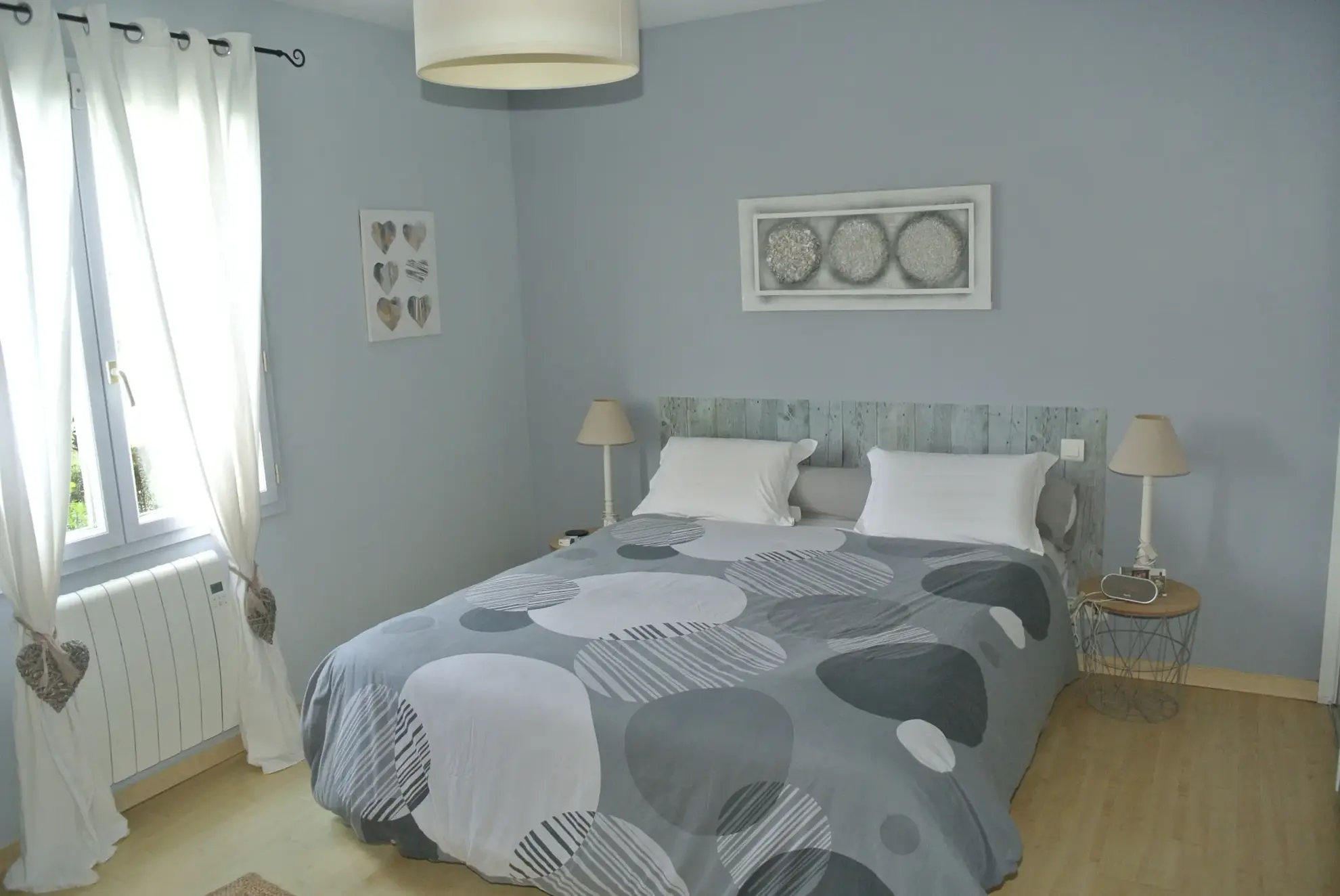 Maison moderne à vendre à Marmande avec grand terrain et garage indépendant 