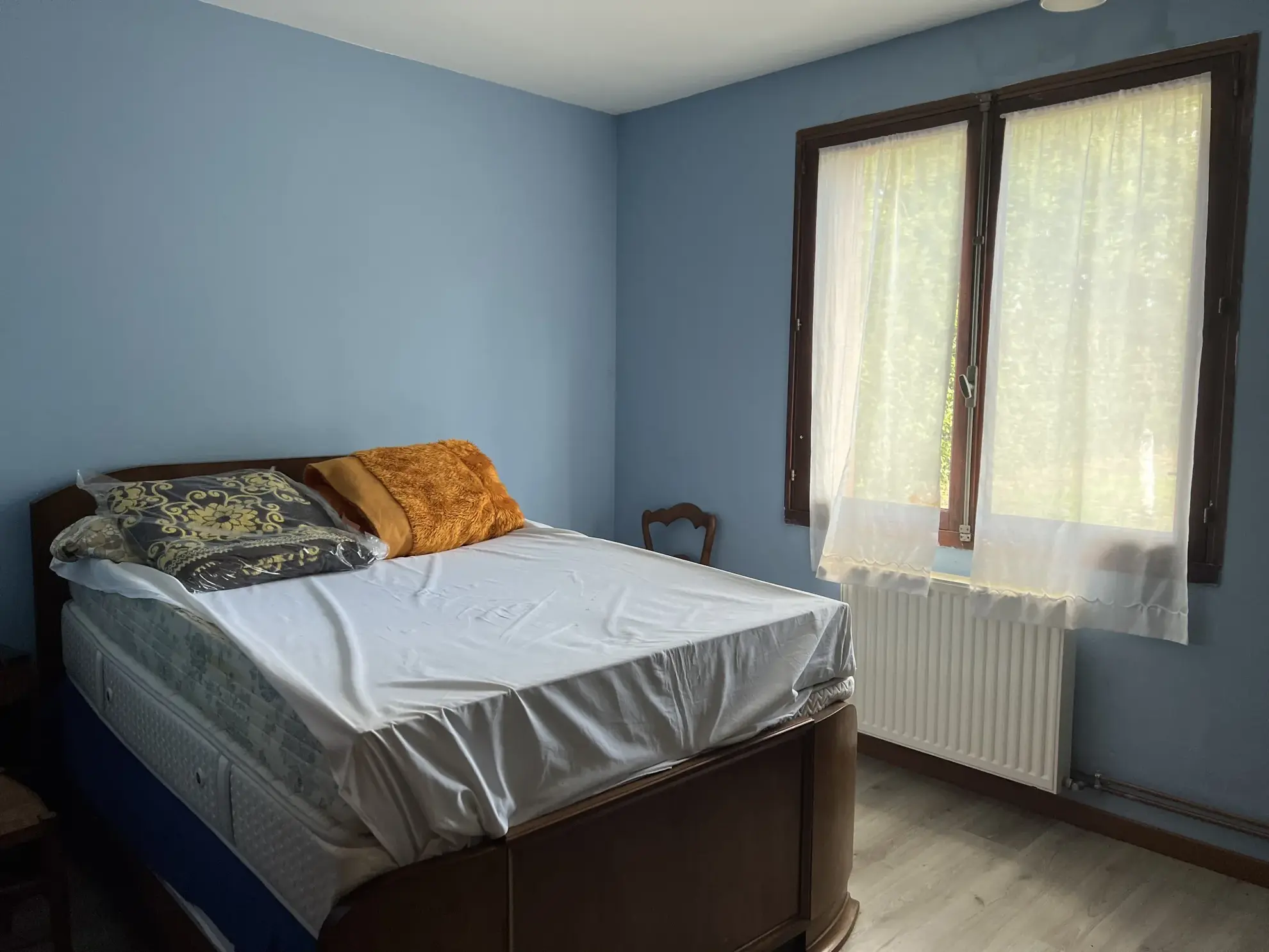 Maison à rénover avec terrain et grange à Saint Jean d’Hermine 