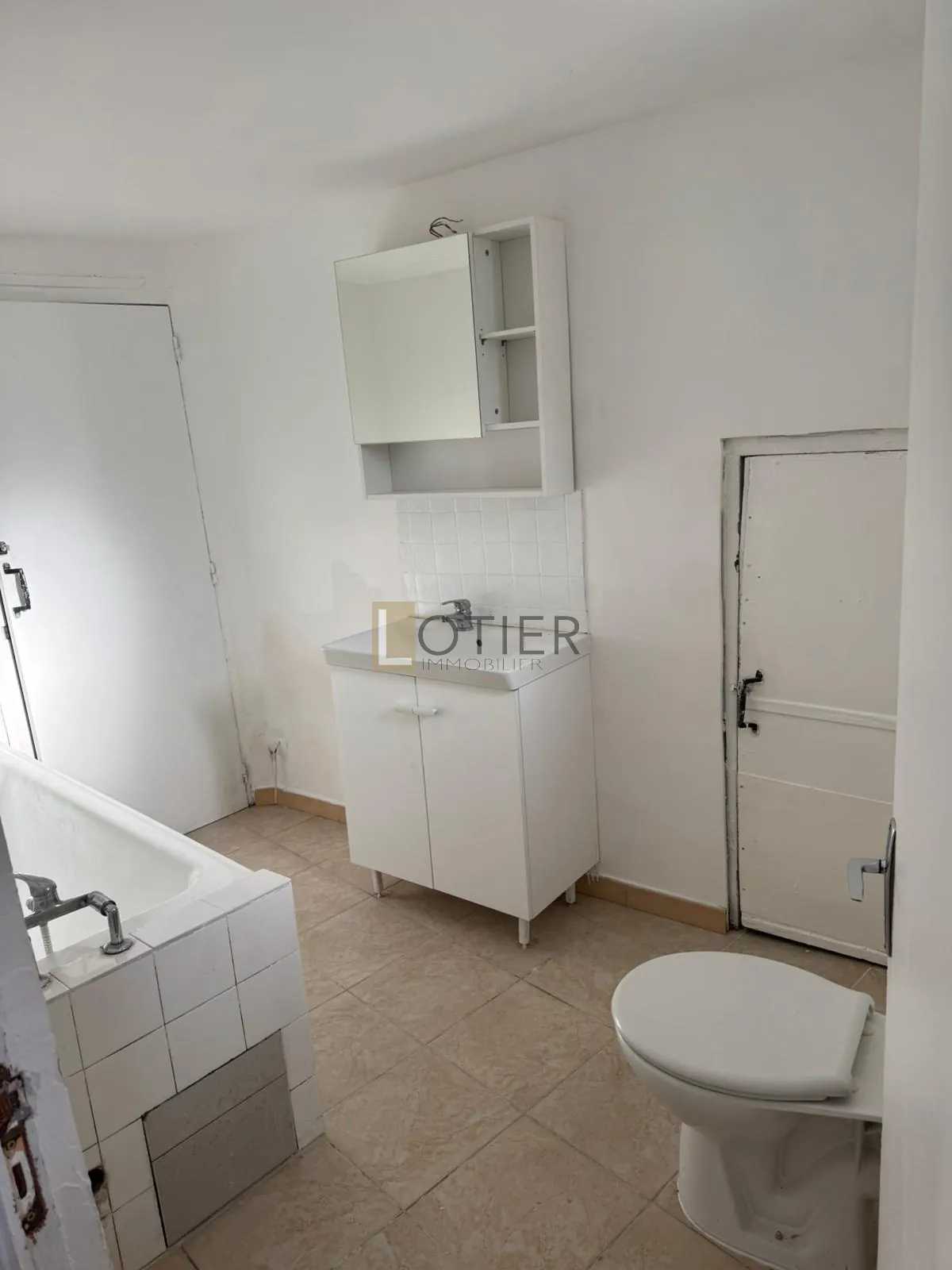Appartement T2 à vendre à Alès - Faubourg du Soleil, 42 m², libre d'occupation 