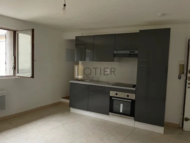 Appartement T2 à vendre à Alès - Faubourg du Soleil, 42 m², libre d'occupation 