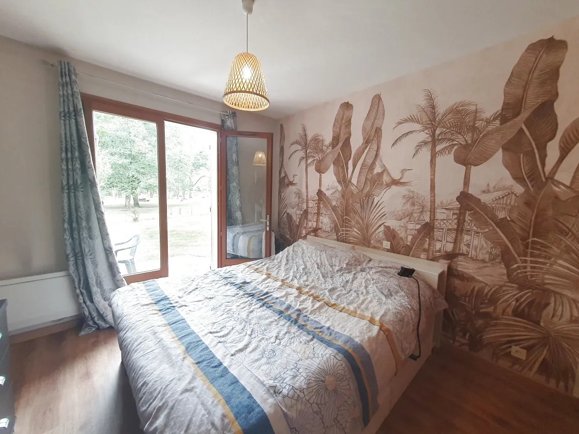 Belle maison familiale avec vue parc et grand jardin à Gros Chastang 