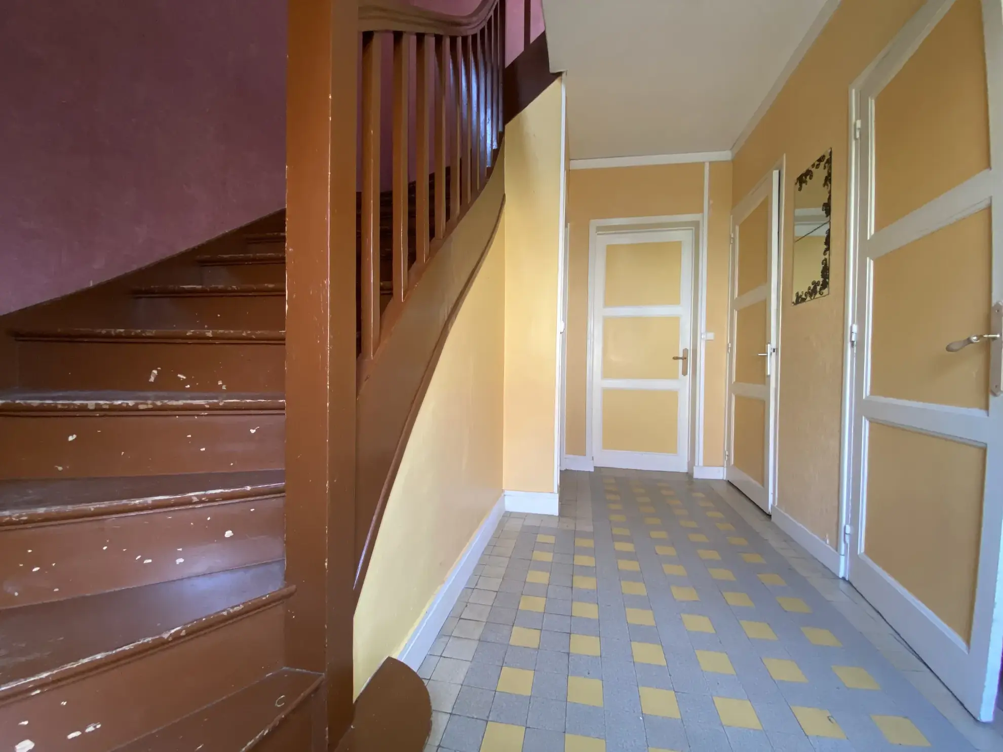 Maison de ville 3 chambres à Abbeville - 90 m² avec jardin et stationnement 